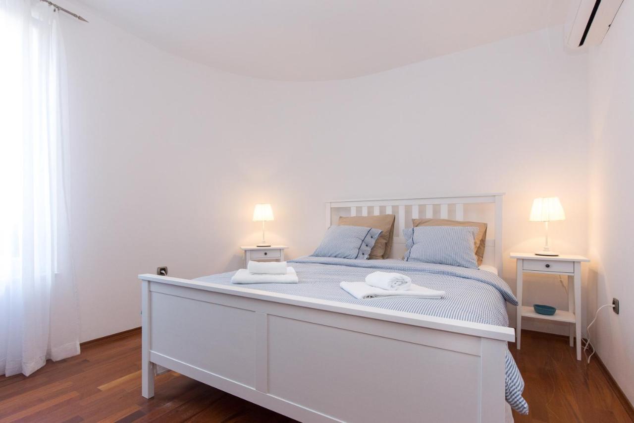 Apartment Rosmarino Baška Exteriör bild