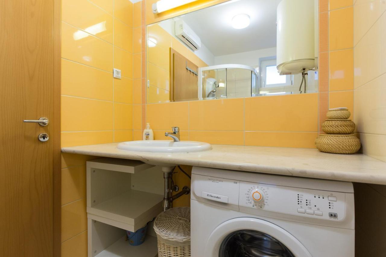 Apartment Rosmarino Baška Exteriör bild