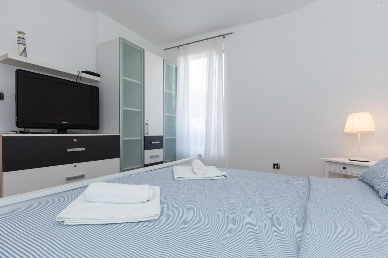 Apartment Rosmarino Baška Exteriör bild